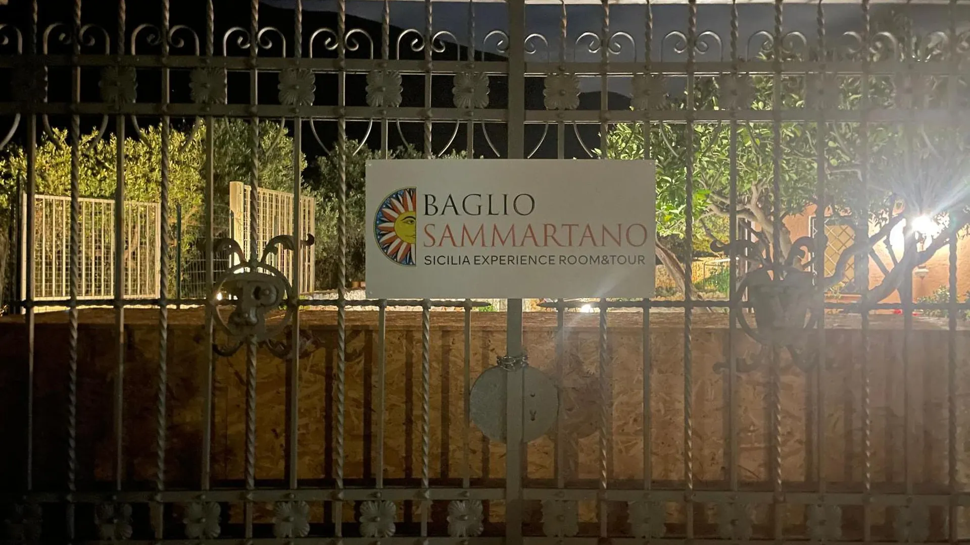 Baglio Sammartano Room&Tour Castelluzzo Bed & Breakfast