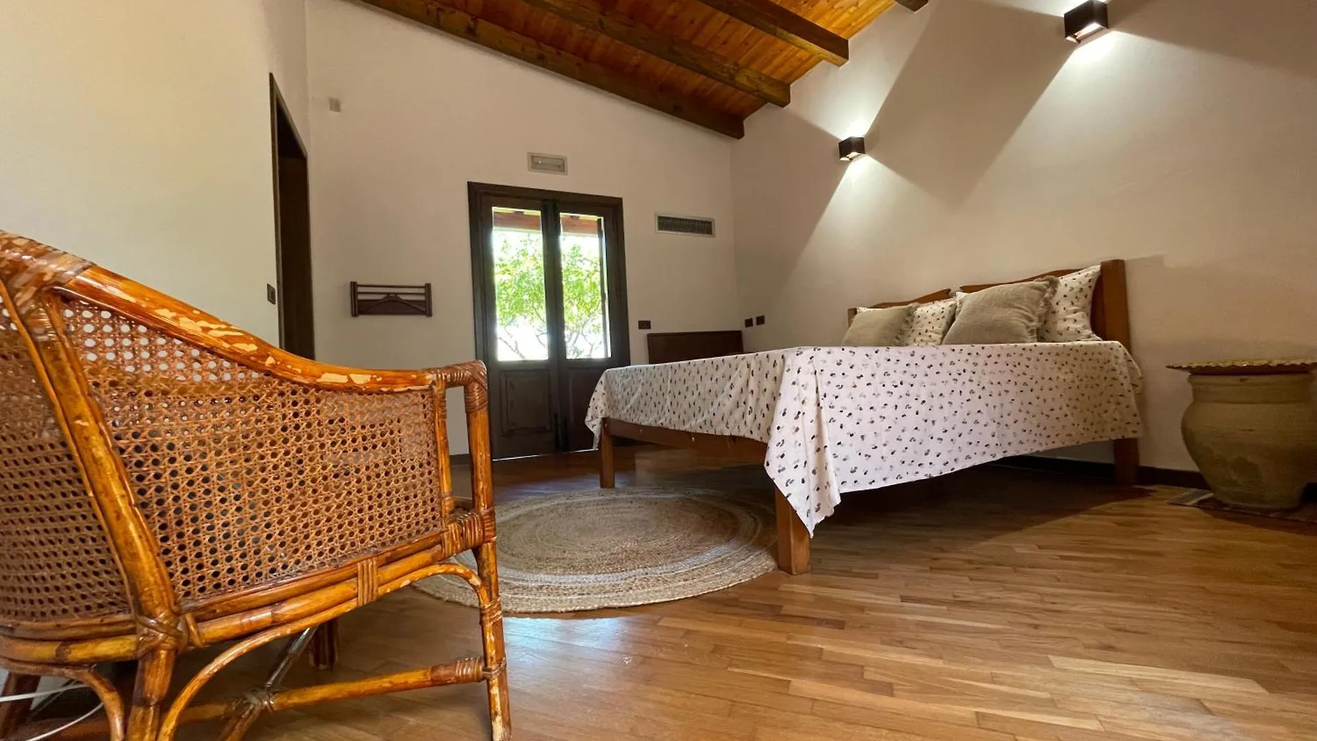 Baglio Sammartano Room&Tour Castelluzzo Bed & Breakfast
